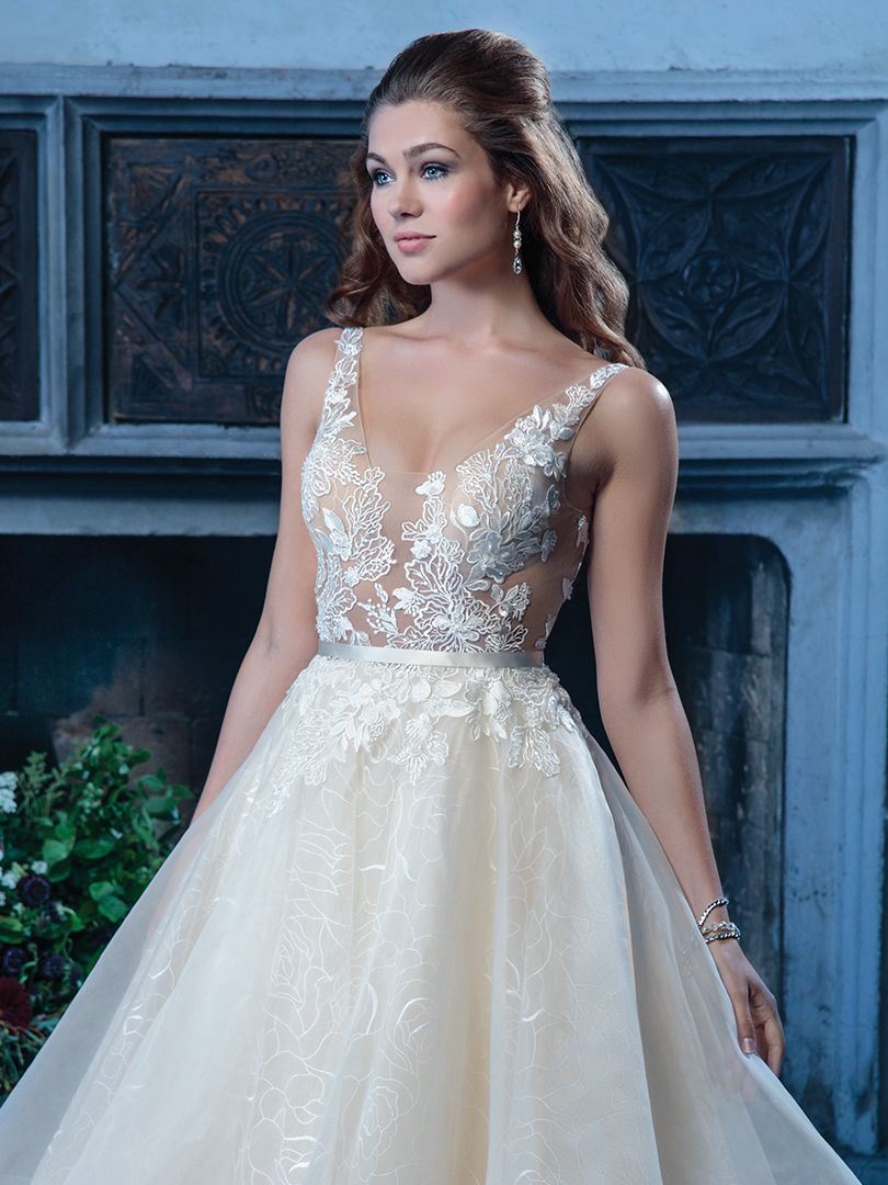 Amare Couture c126