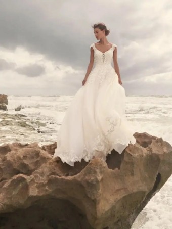 Maggie Sottero Jada #3 Ivory/Soft Nude thumbnail