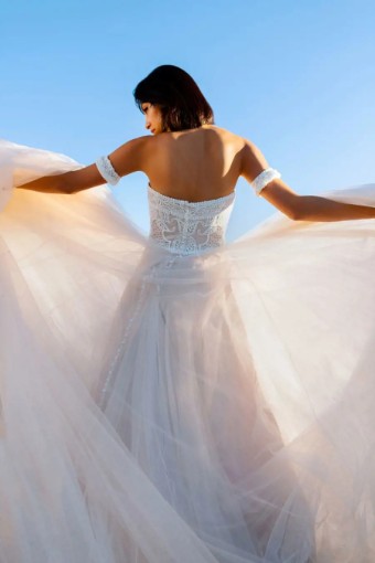 Allure Maribel #9 thumbnail