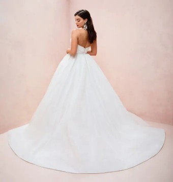 Tara Keely by Lazaro Charisse #1 thumbnail