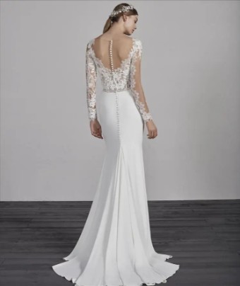 Pronovias Emy #6 Off-White/Crystal thumbnail