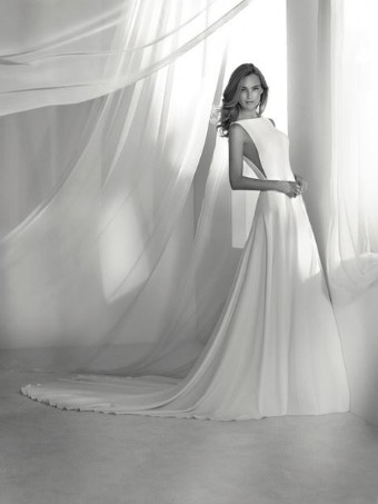 Pronovias Renace #0 default thumbnail